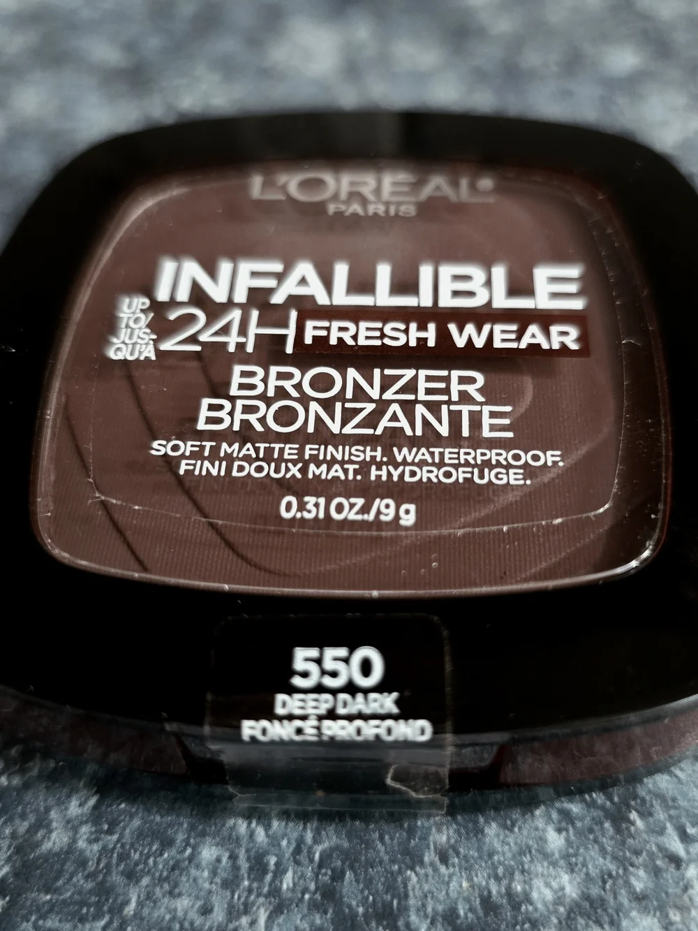 L'Oreal Soft Matte Bronzer 550 Deep Dark - Brown